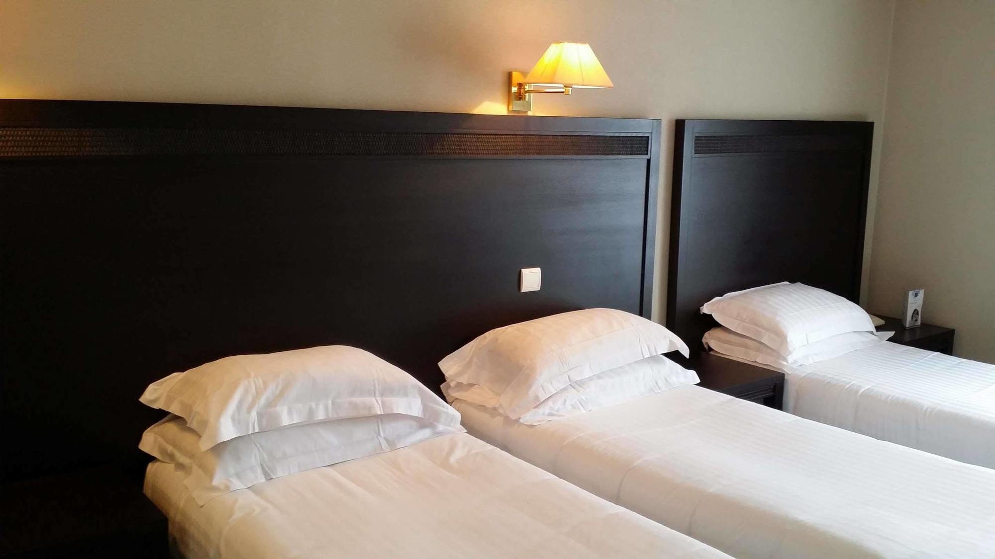 Campanile Centre - Gare - Cathédrale Hotel 3*