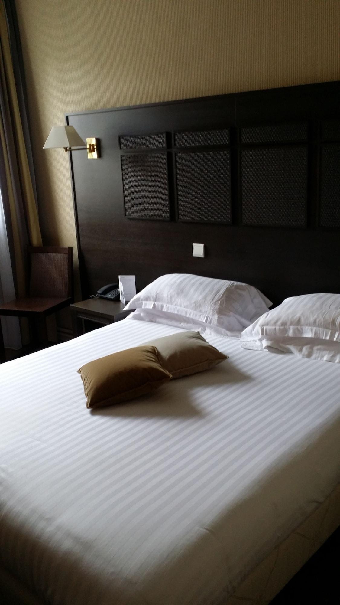 Campanile Centre - Gare - Cathédrale Hotel 3*