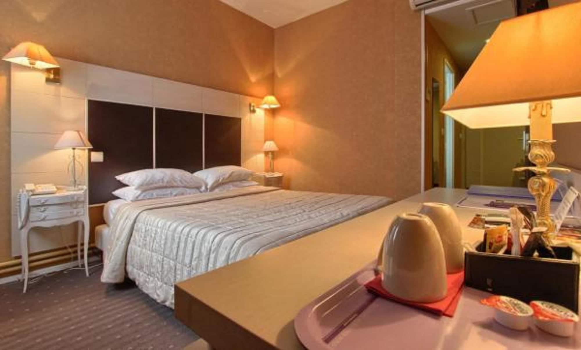 Hotel Campanile Centre - Gare - Cathédrale