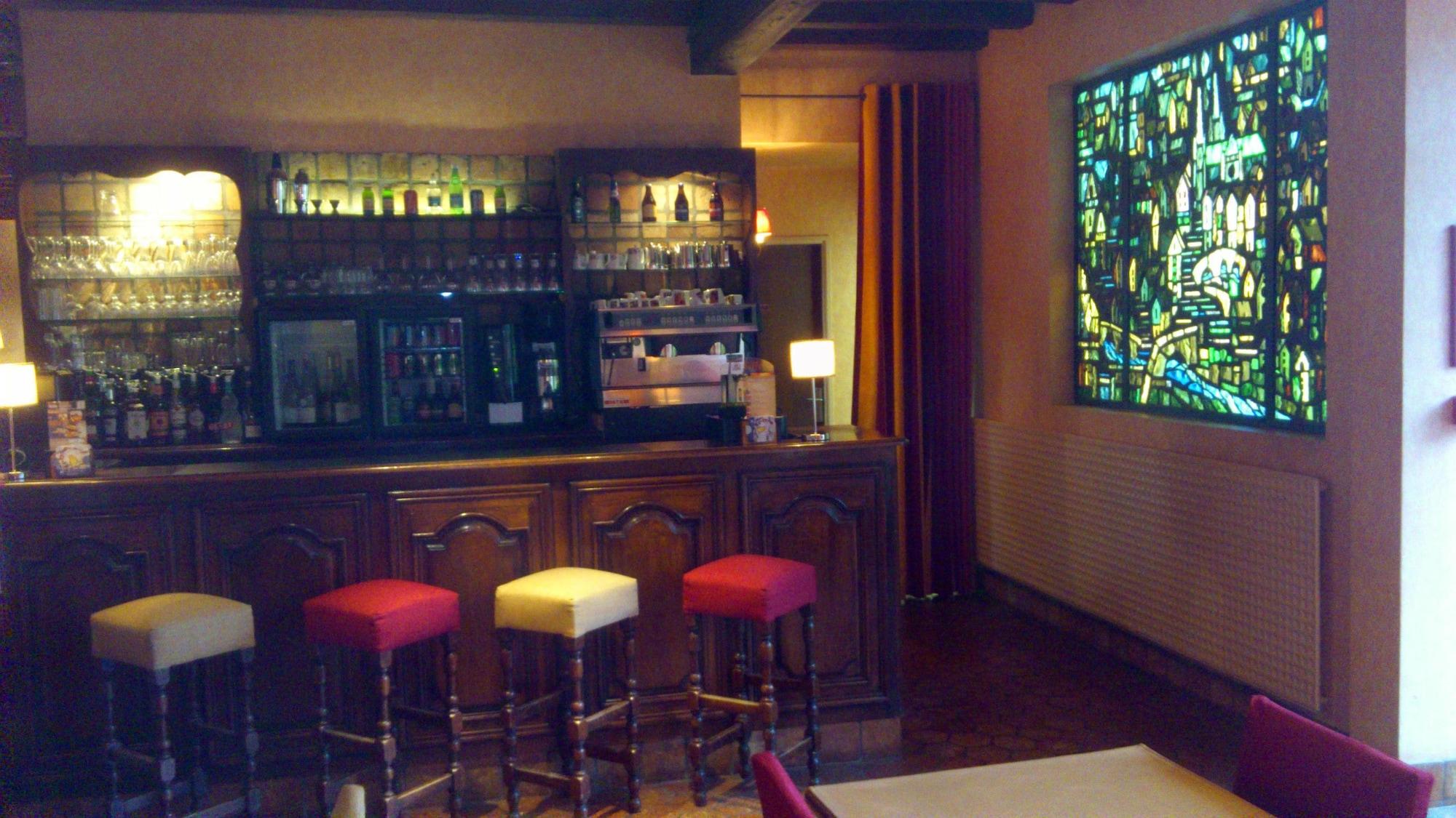 Hotel Campanile Centre - Gare - Cathédrale 3*